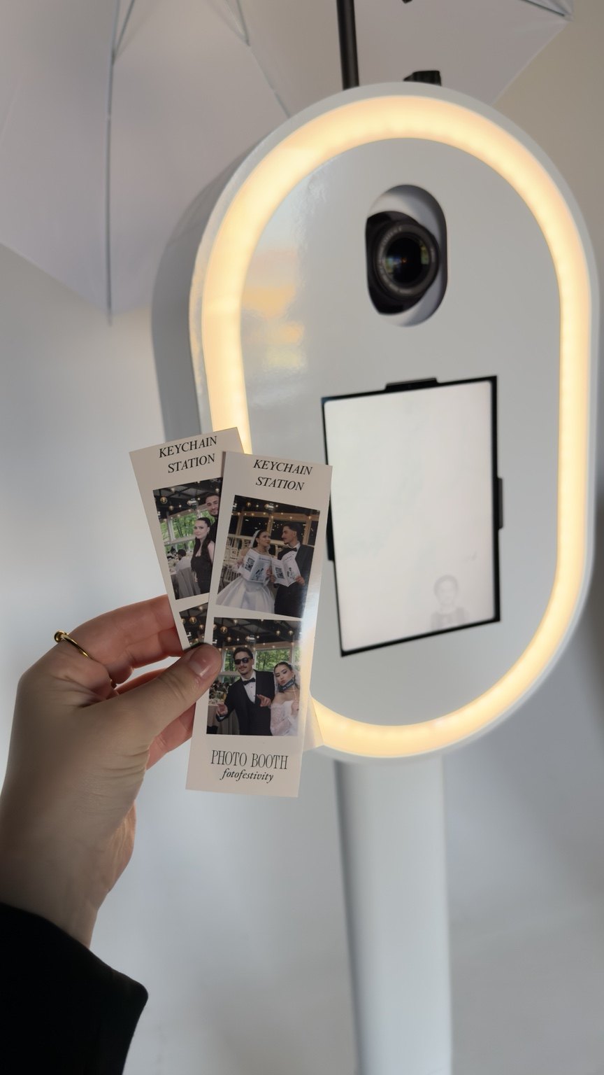 Individuelle Fotostreifen vor der FotoFestivity Fotobox